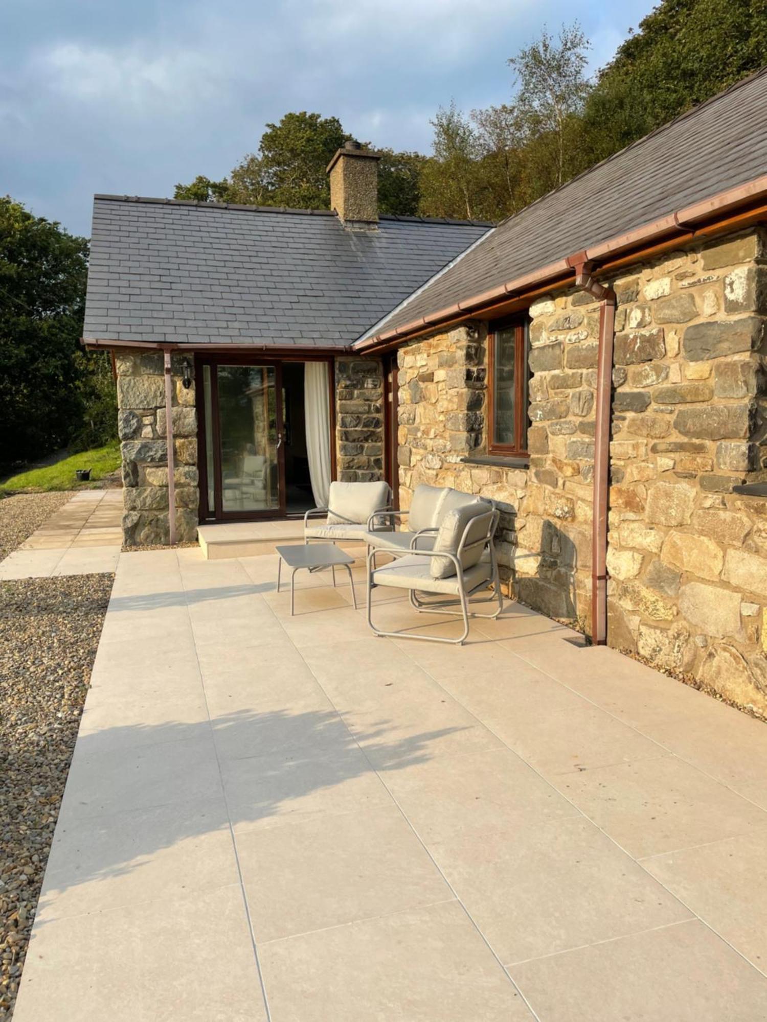Llety Cynnes Villa Machynlleth Exteriör bild