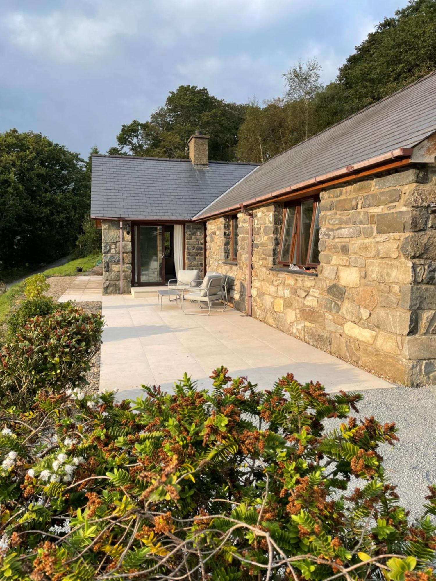 Llety Cynnes Villa Machynlleth Exteriör bild